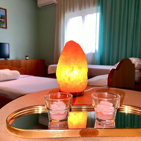 Berat Private Room In Haxhialiu Villa Ngoại thất bức ảnh