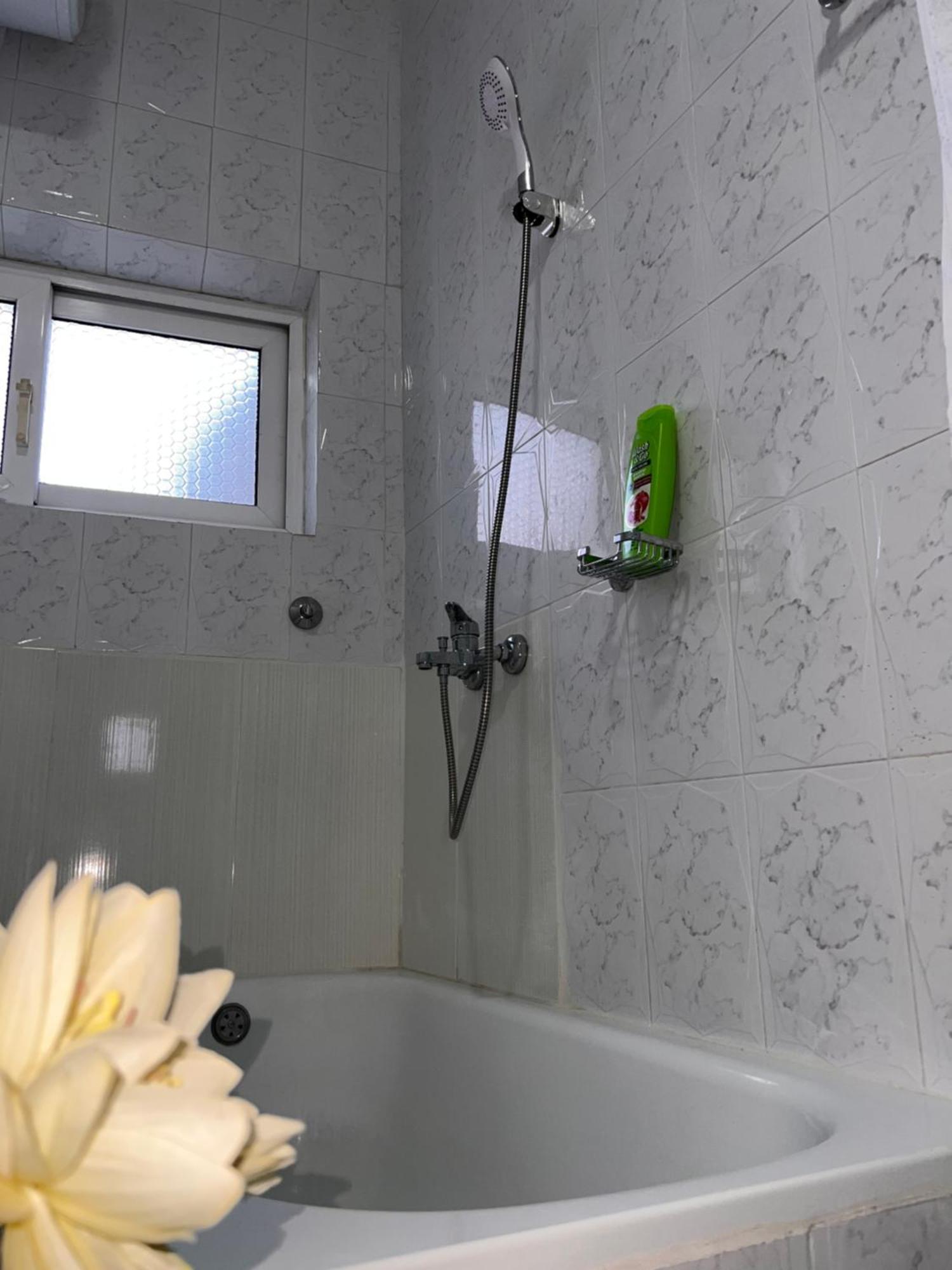 Berat Private Room In Haxhialiu Villa Ngoại thất bức ảnh